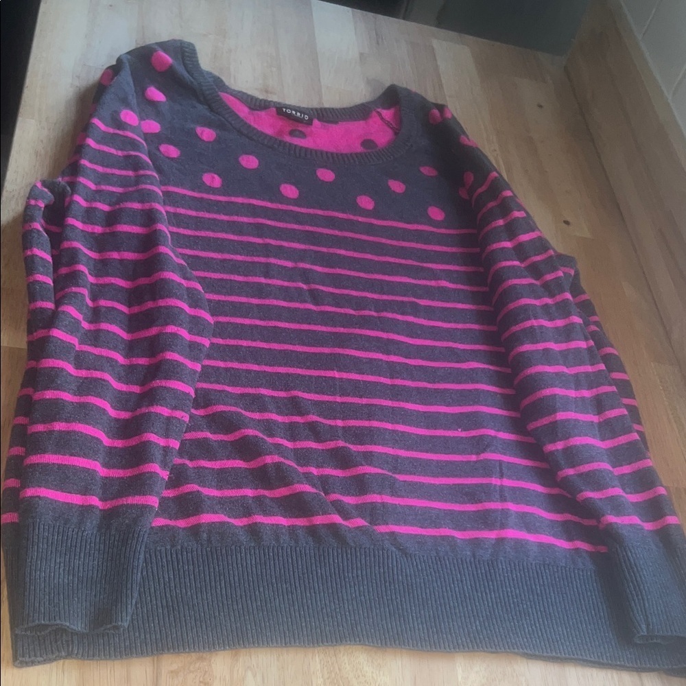 Torrid Gray and Pink Polka Dot Striped Sweater